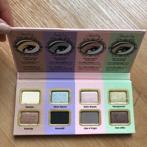 Too Faced eyeshadow palette